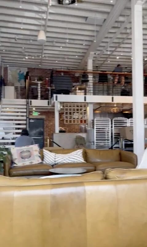 CoffeeShop3-478x800